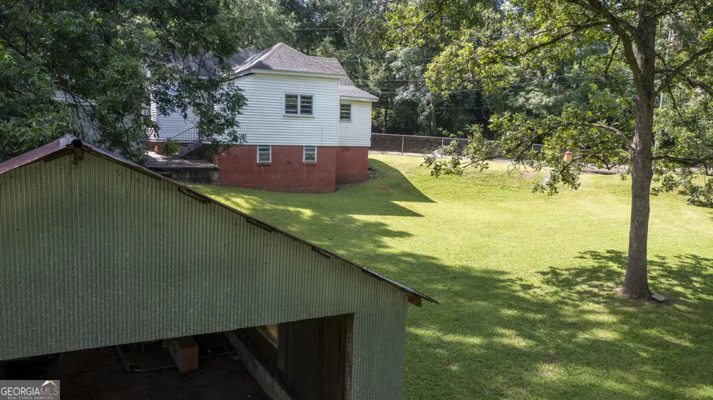 11 North ST Manchester, GA 31816