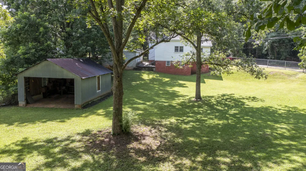 11 North ST Manchester, GA 31816