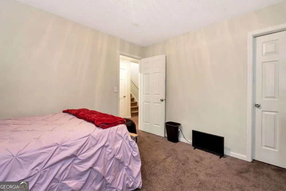 317 Tap Root LN College Park, GA 30349