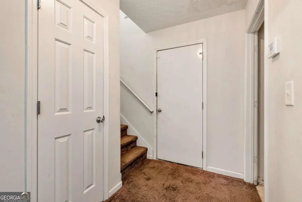 317 Tap Root LN College Park, GA 30349