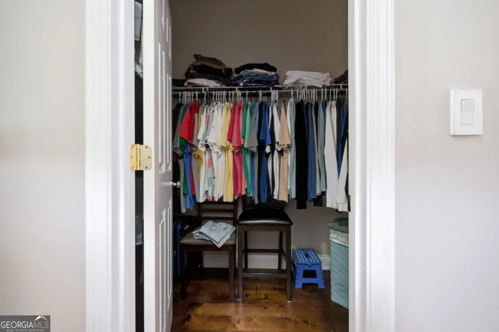 1715 Yellow Wood DR Marietta, GA 30066