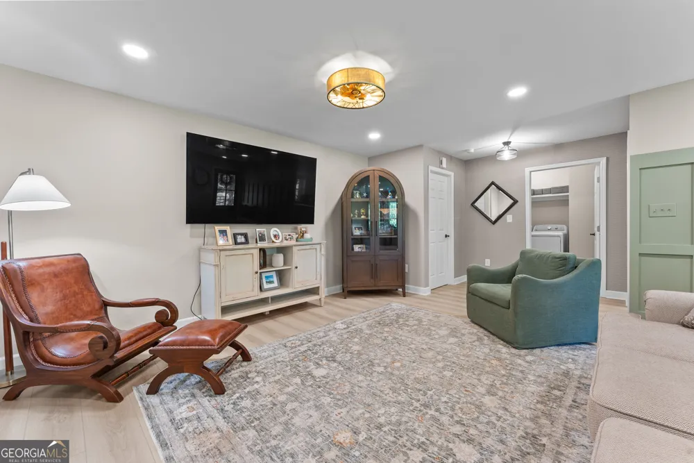 2300 Colham Ferry RD Watkinsville, GA 30677