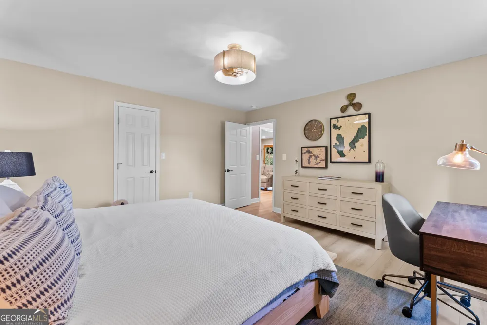 2300 Colham Ferry RD Watkinsville, GA 30677
