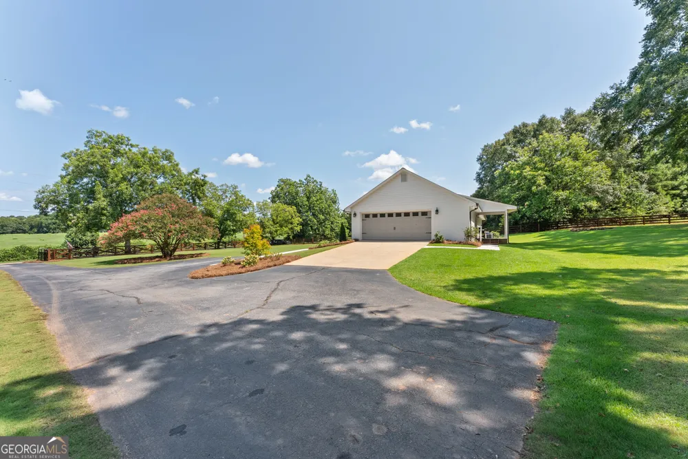 2300 Colham Ferry RD Watkinsville, GA 30677