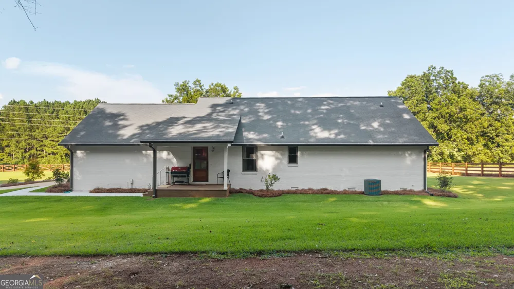 2300 Colham Ferry RD Watkinsville, GA 30677