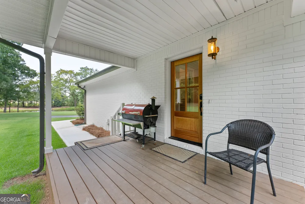 2300 Colham Ferry RD Watkinsville, GA 30677