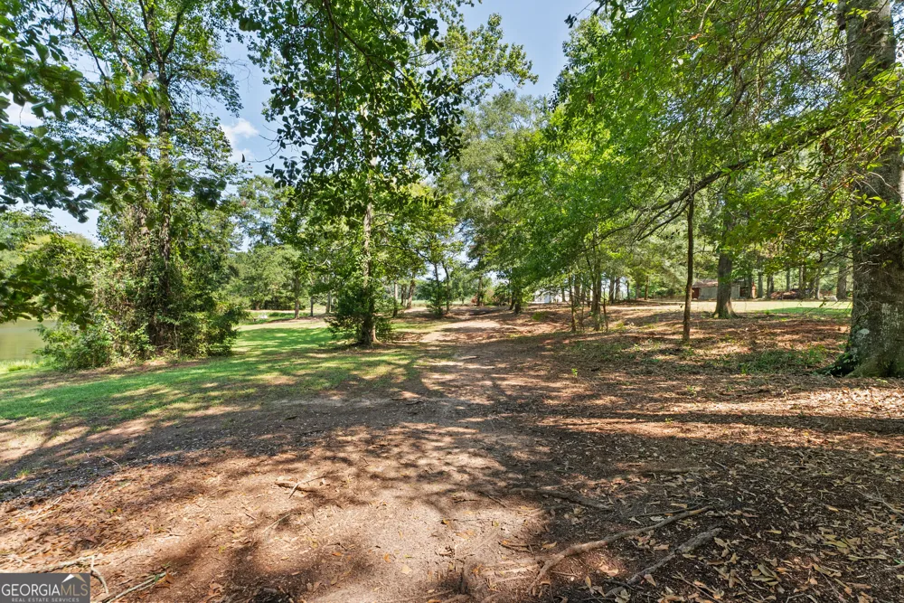2300 Colham Ferry RD Watkinsville, GA 30677