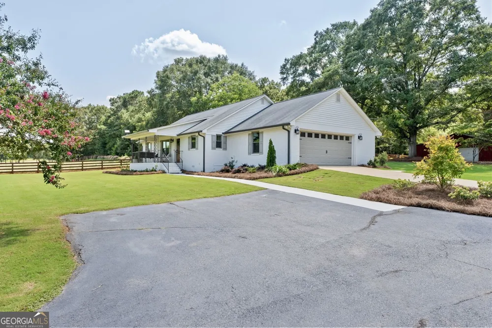 2300 Colham Ferry RD Watkinsville, GA 30677