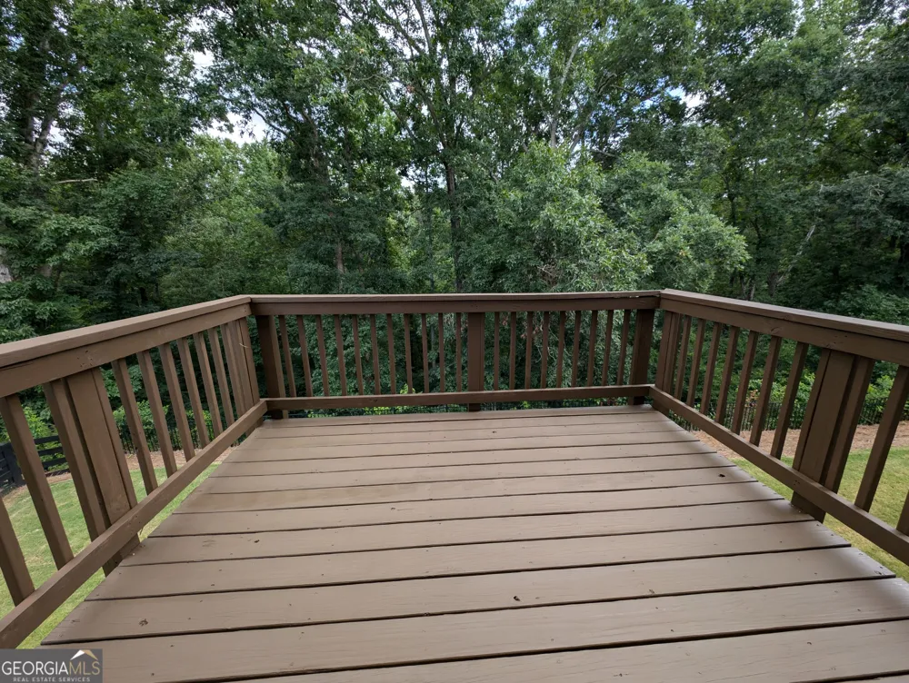 5120 Minnow LN Cumming, GA 30028