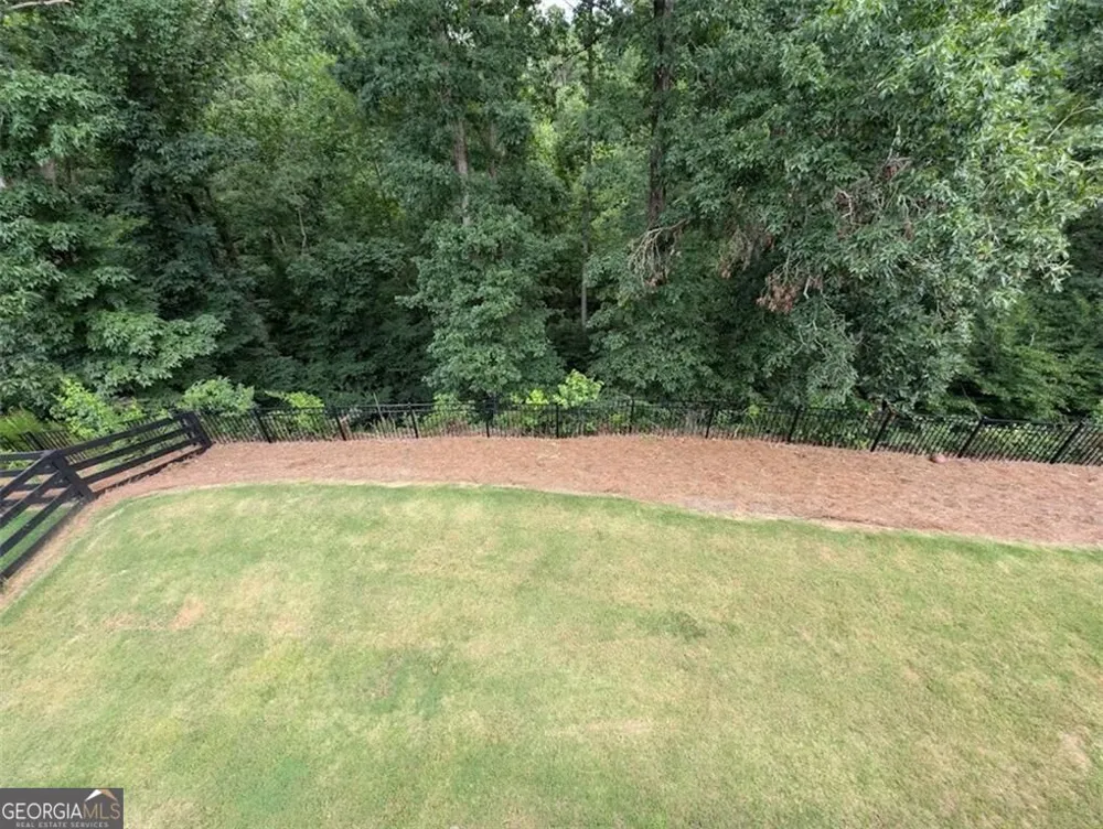 5120 Minnow LN Cumming, GA 30028