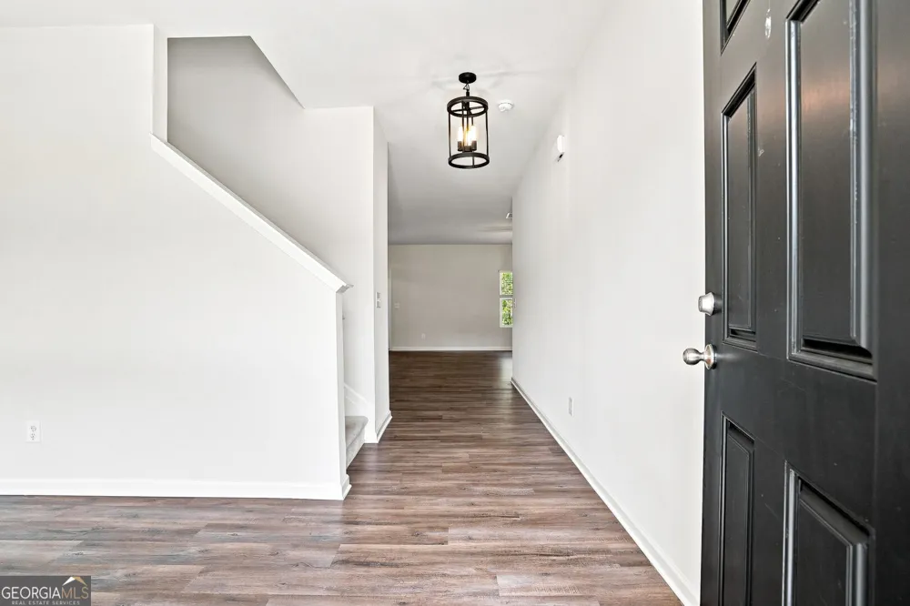 5120 Minnow LN Cumming, GA 30028