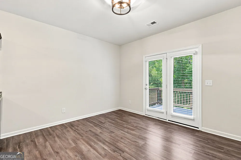5120 Minnow LN Cumming, GA 30028