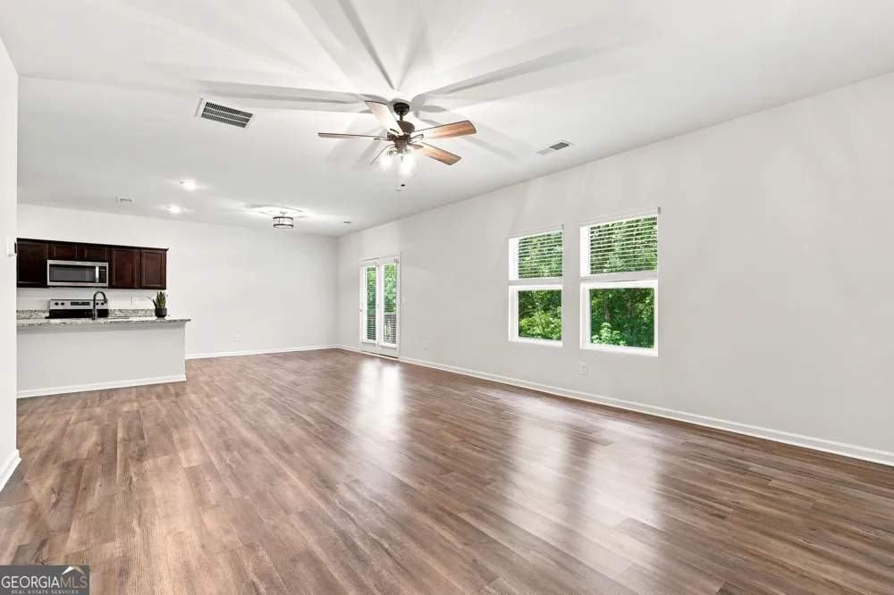 5120 Minnow LN Cumming, GA 30028