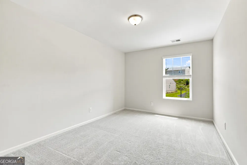 5120 Minnow LN Cumming, GA 30028