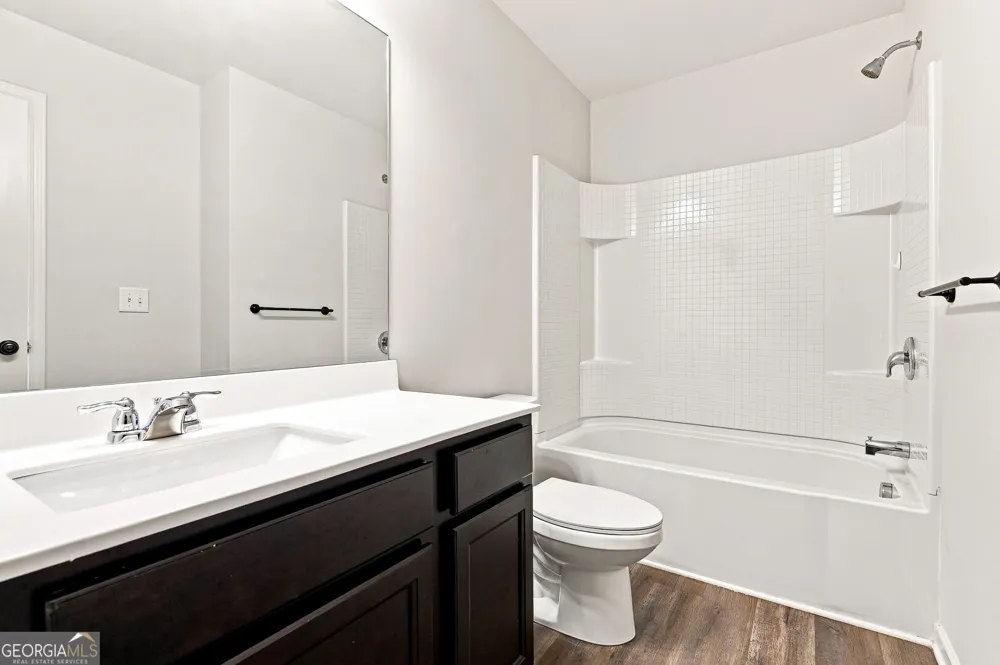 5120 Minnow LN Cumming, GA 30028