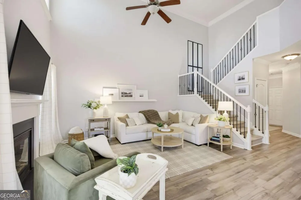 403 Mountain View LN Woodstock, GA 30188