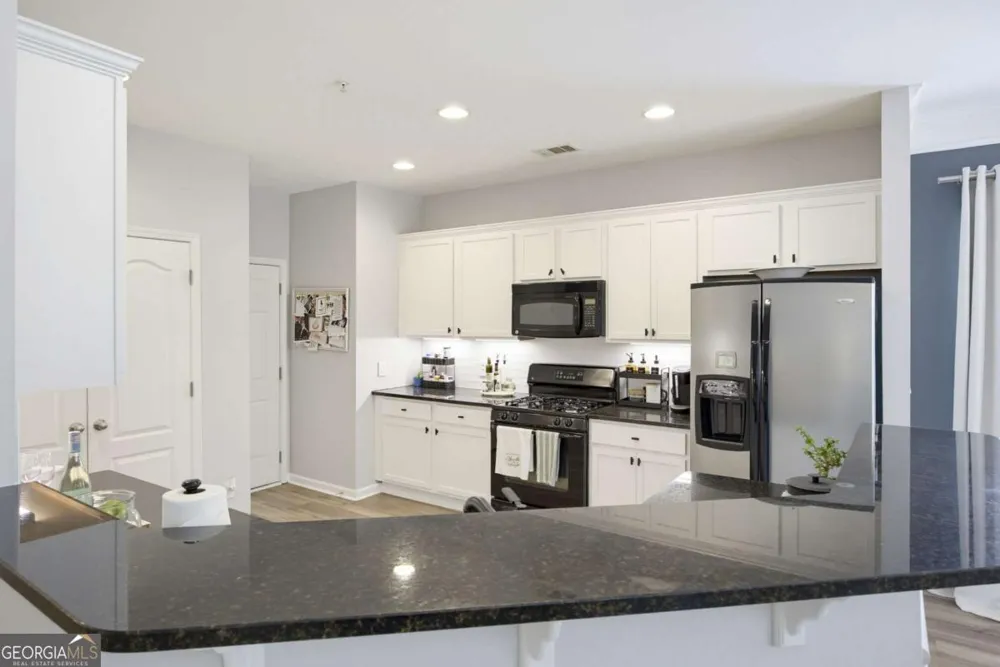 403 Mountain View LN Woodstock, GA 30188