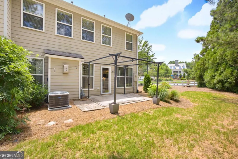 403 Mountain View LN Woodstock, GA 30188