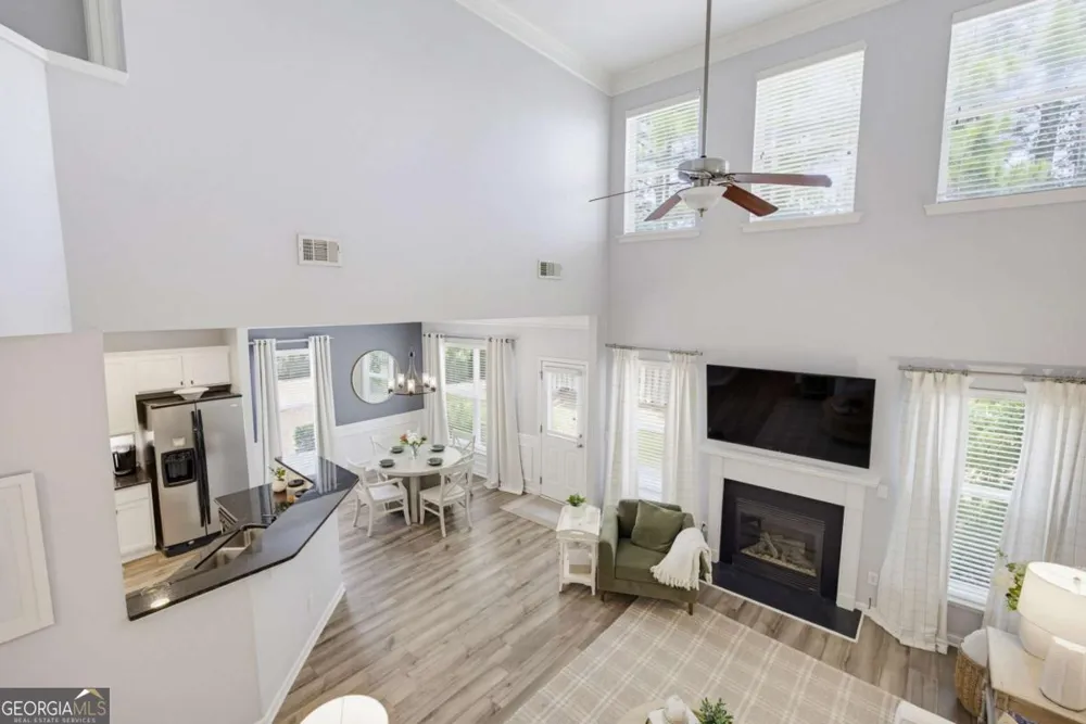 403 Mountain View LN Woodstock, GA 30188
