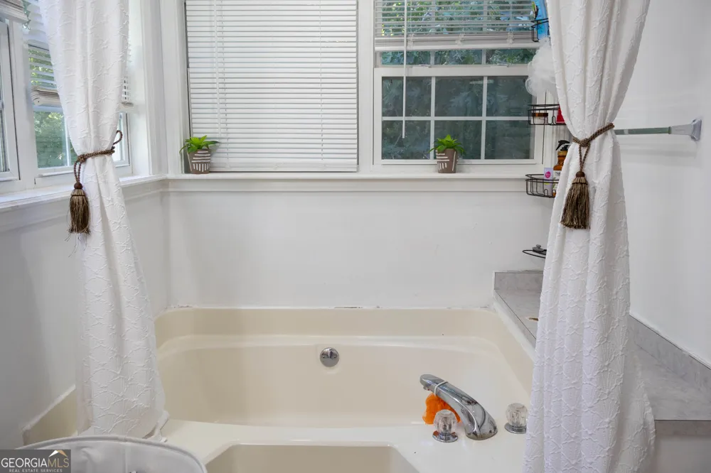 144 Shenandoah LN Alto, GA 30510