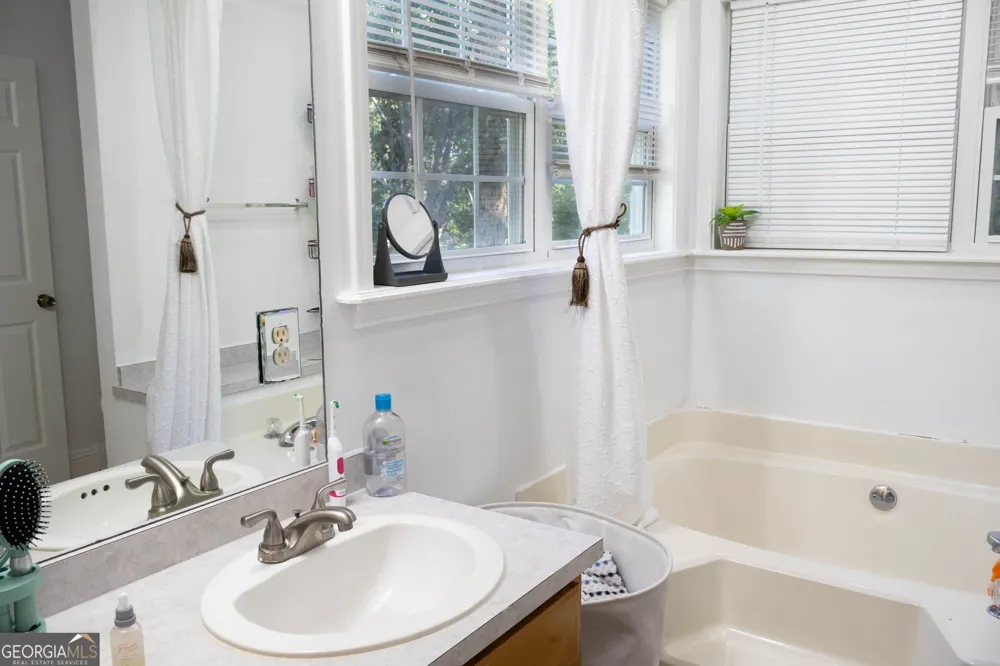 144 Shenandoah LN Alto, GA 30510