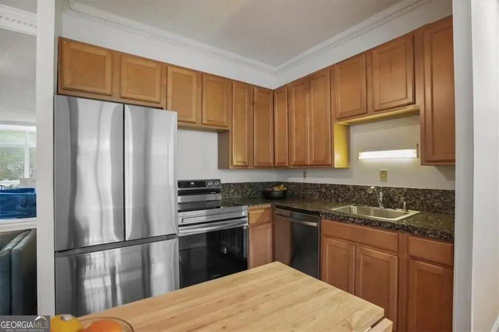 3060 Pharr Court North NW Atlanta, GA 30305