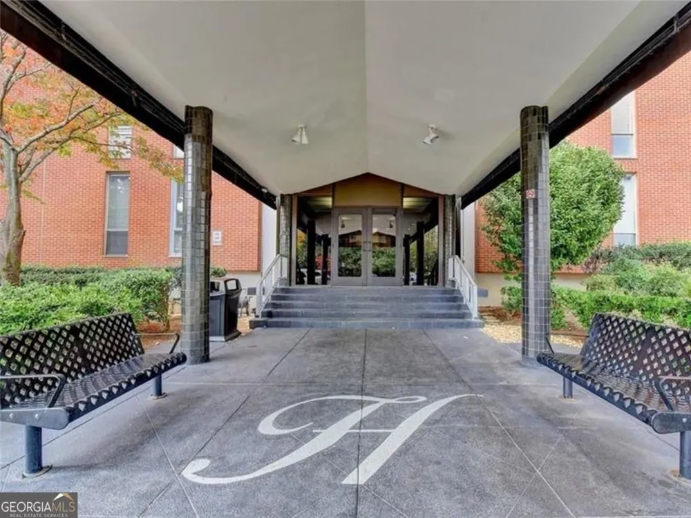 3060 Pharr Court North NW Atlanta, GA 30305