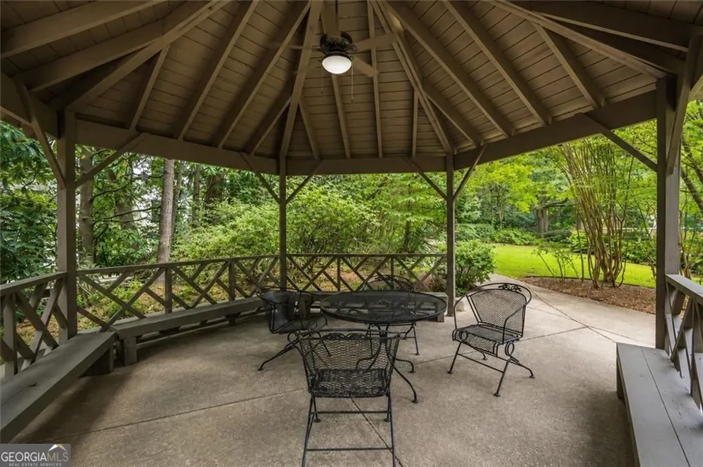 3060 Pharr Court North NW Atlanta, GA 30305