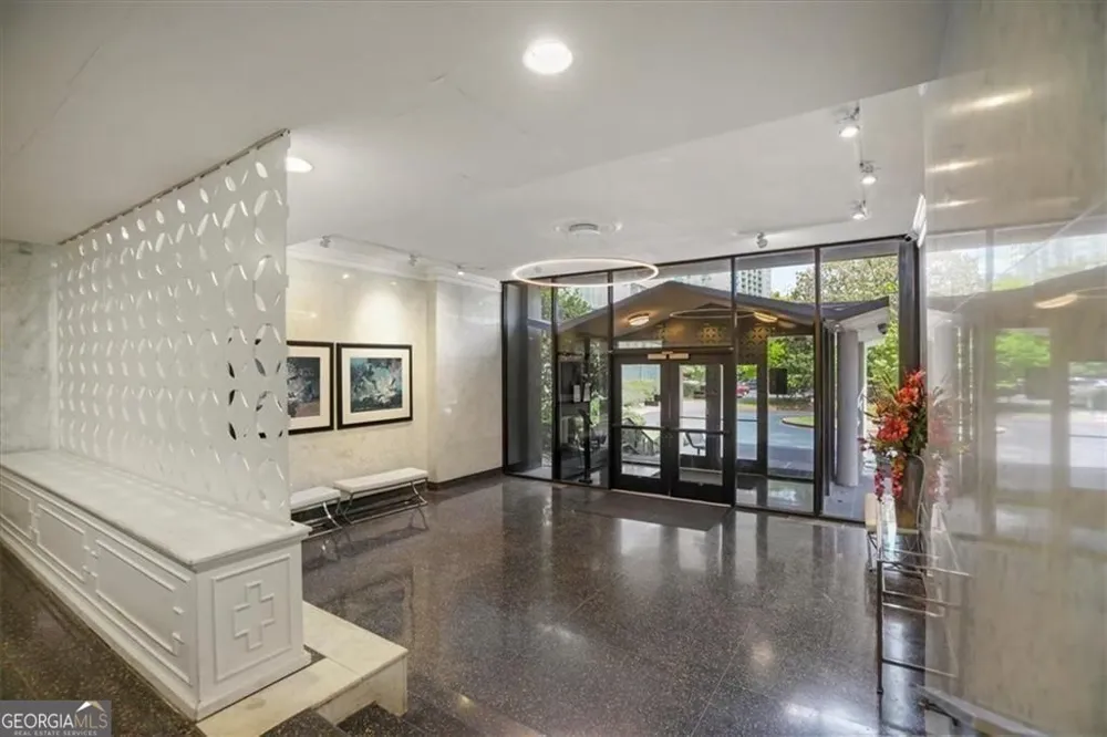 3060 Pharr Court North NW Atlanta, GA 30305