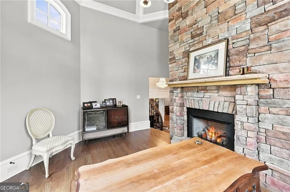 6756 Hedge Row LN Gainesville, GA 30506