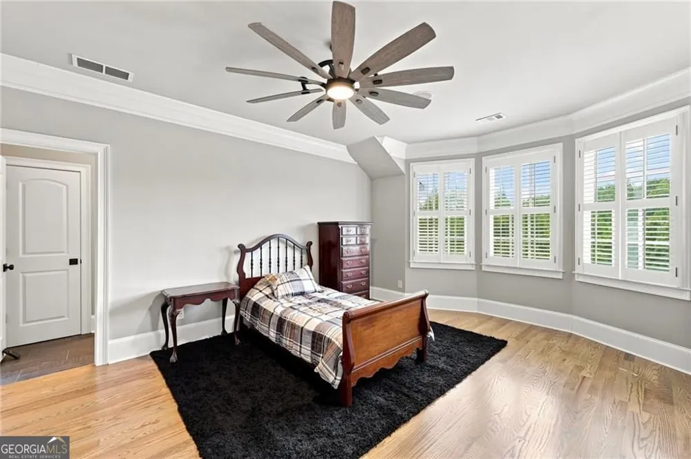 6756 Hedge Row LN Gainesville, GA 30506