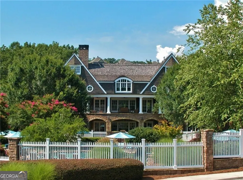 6756 Hedge Row LN Gainesville, GA 30506