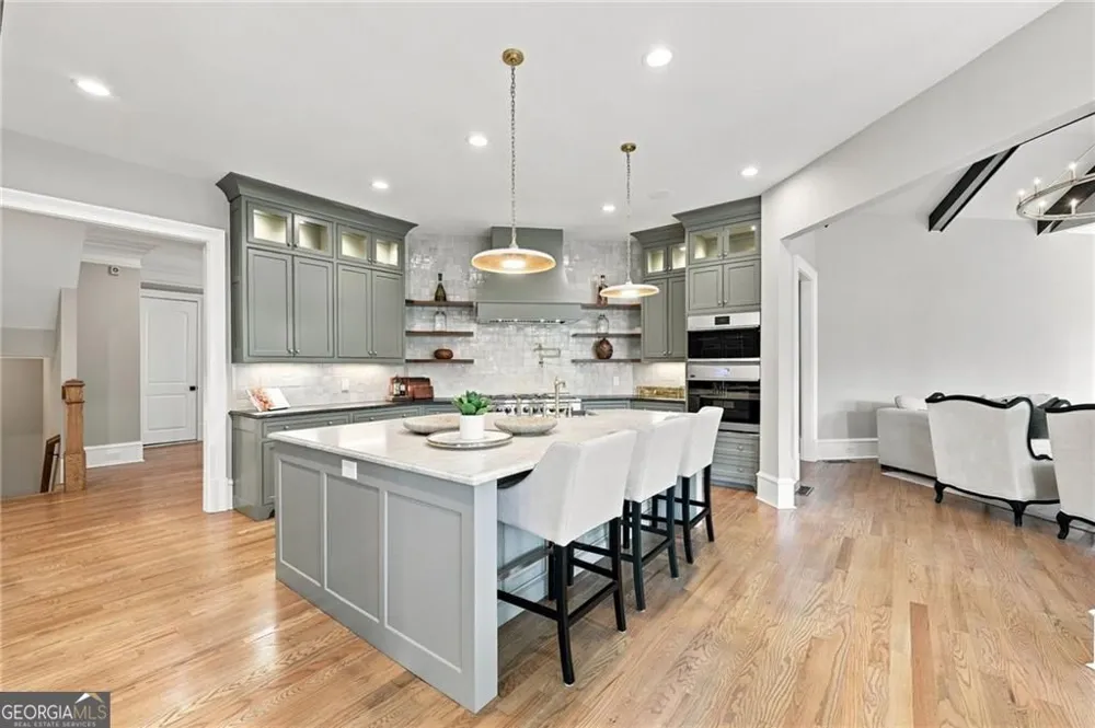 6756 Hedge Row LN Gainesville, GA 30506