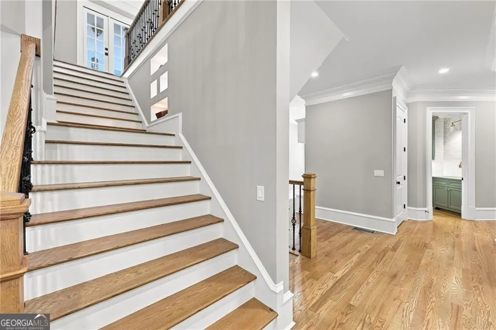 6756 Hedge Row LN Gainesville, GA 30506