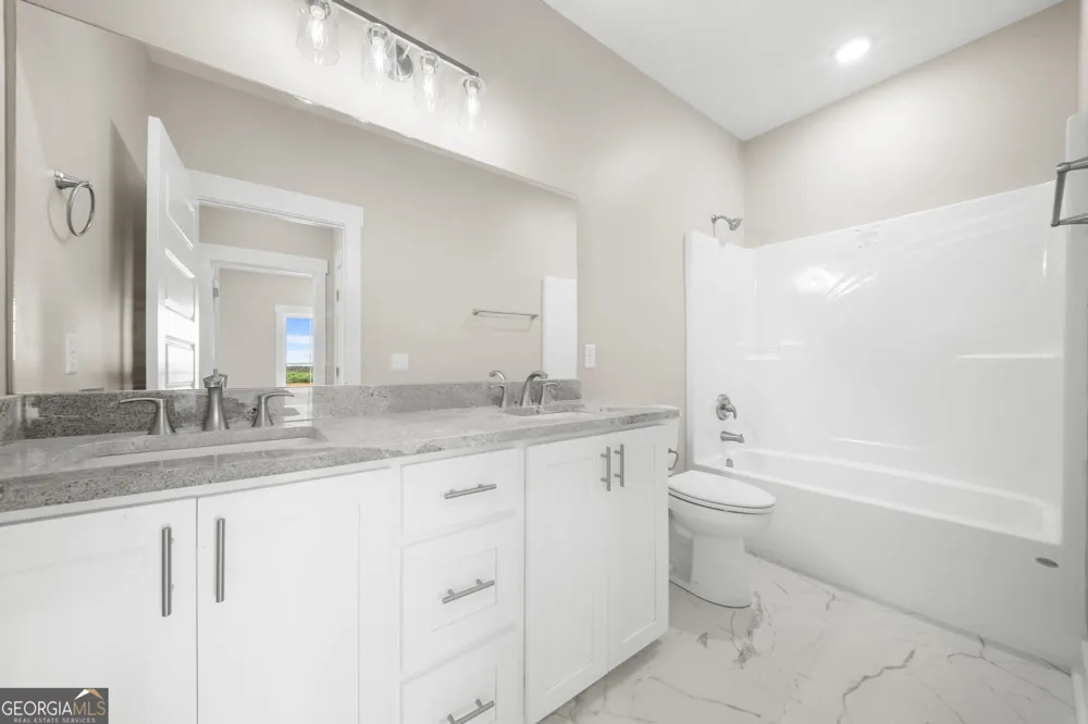 3227 Jason Franklin RD Register, GA 30452