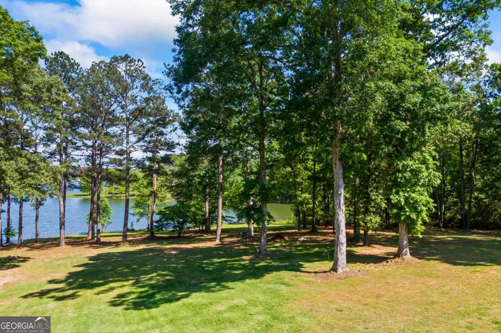 160 Evans DR Bogart, GA 30622