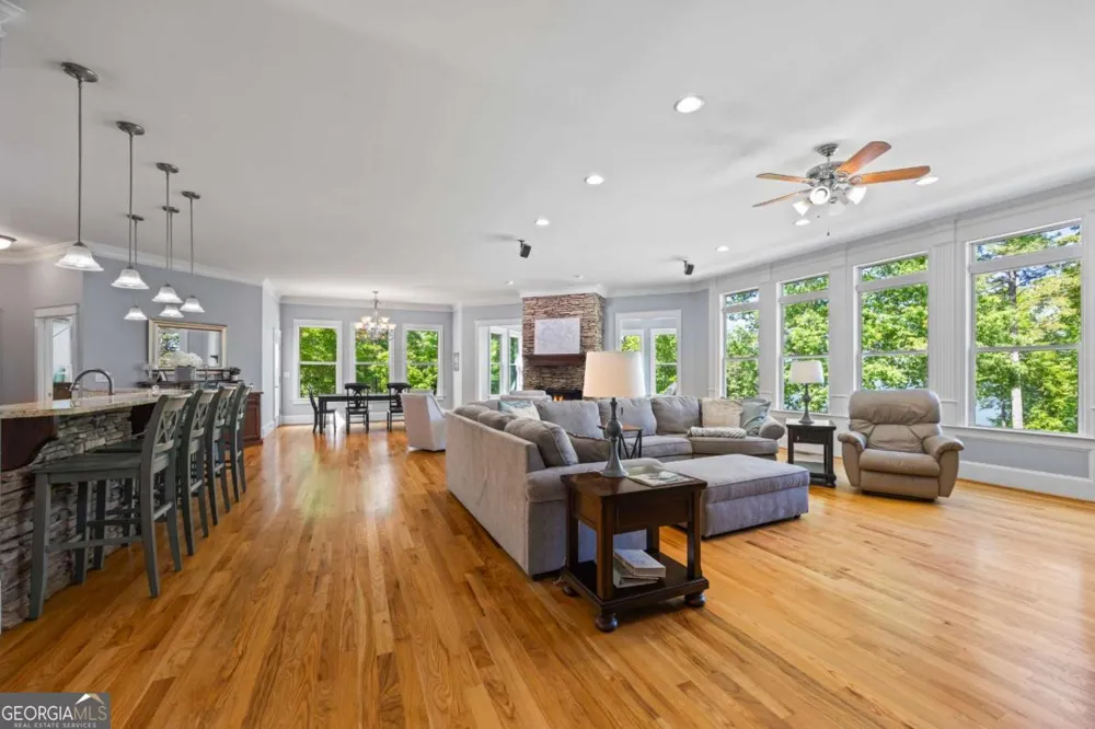 160 Evans DR Bogart, GA 30622