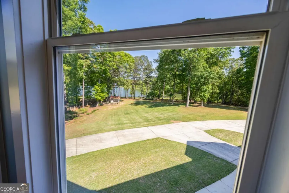 160 Evans DR Bogart, GA 30622