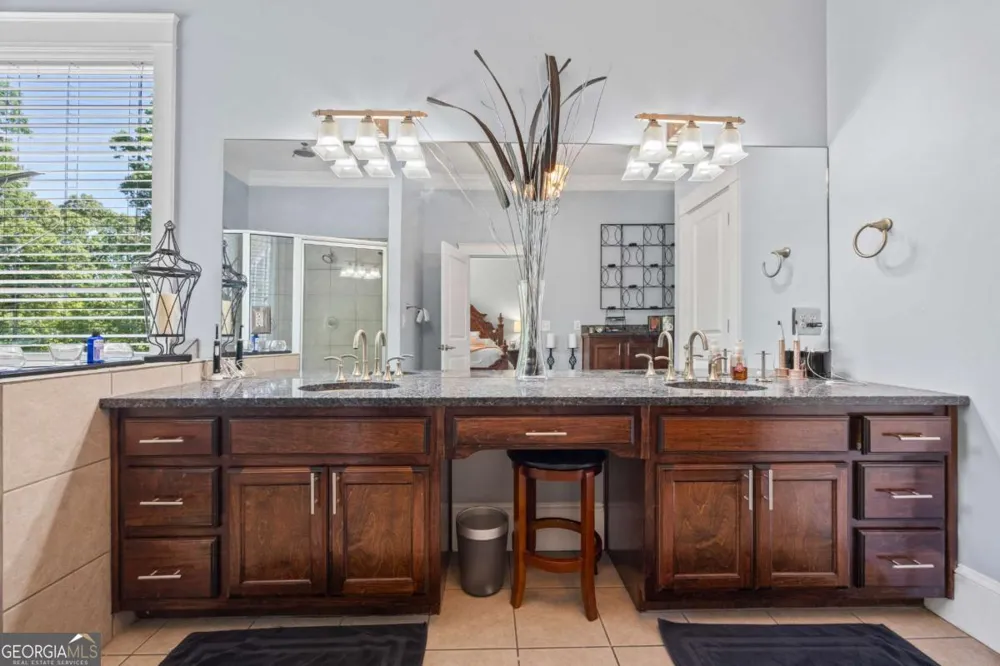 160 Evans DR Bogart, GA 30622