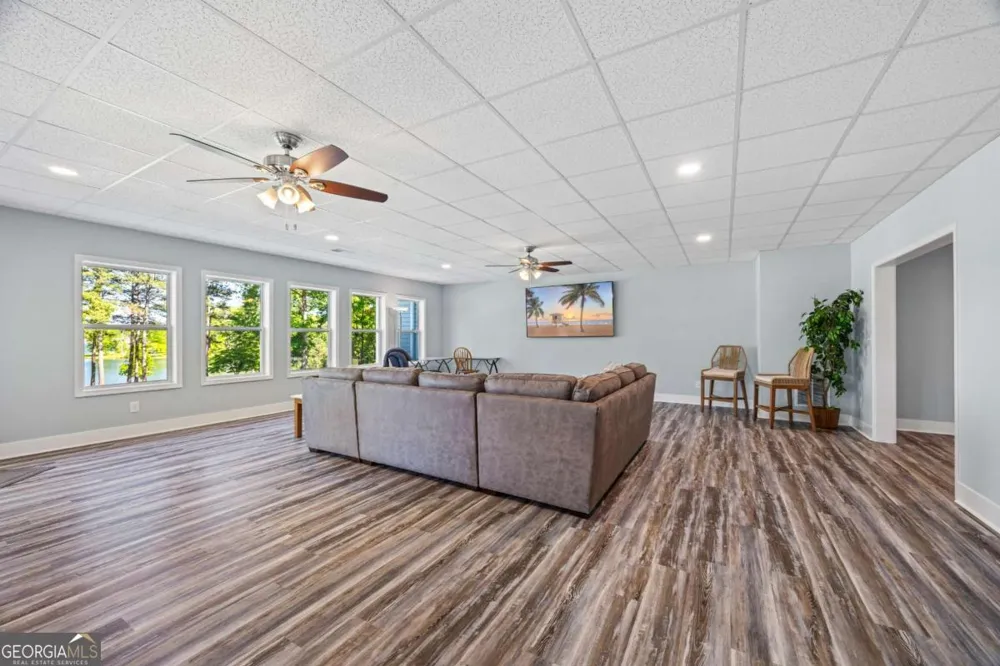 160 Evans DR Bogart, GA 30622
