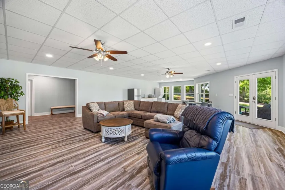 160 Evans DR Bogart, GA 30622