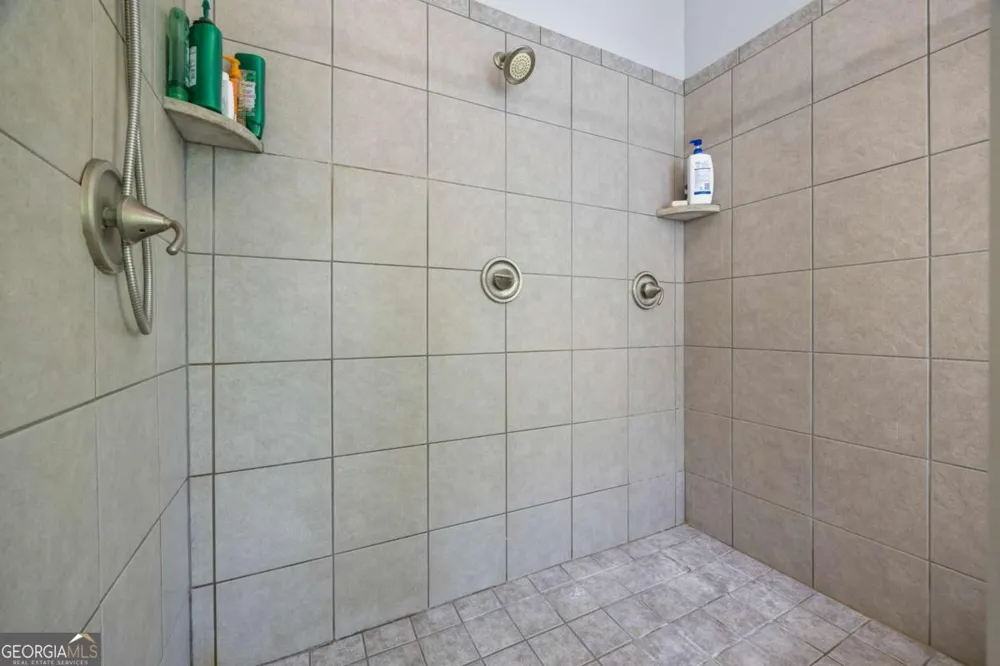 160 Evans DR Bogart, GA 30622