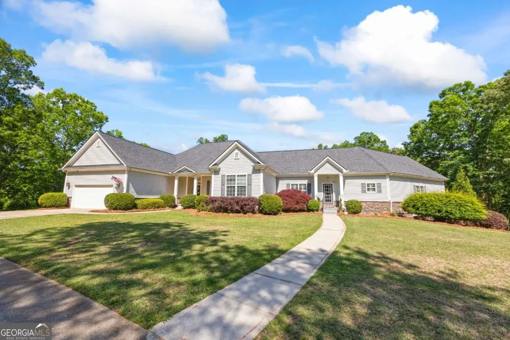 160 Evans DR Bogart, GA 30622