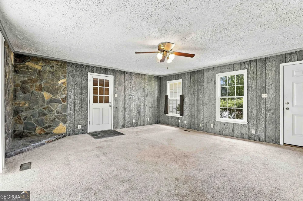458 Mehaffey DR Fairburn, GA 30213