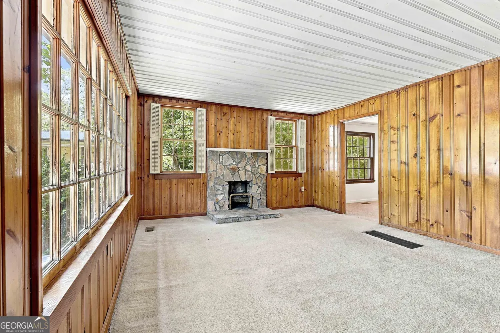 458 Mehaffey DR Fairburn, GA 30213