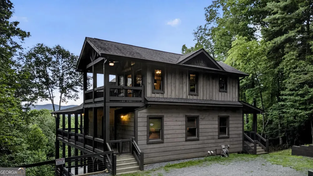 50 Broken Arrow PATH Blue Ridge, GA 30513