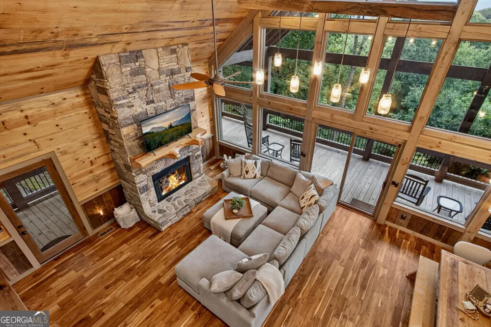 50 Broken Arrow PATH Blue Ridge, GA 30513