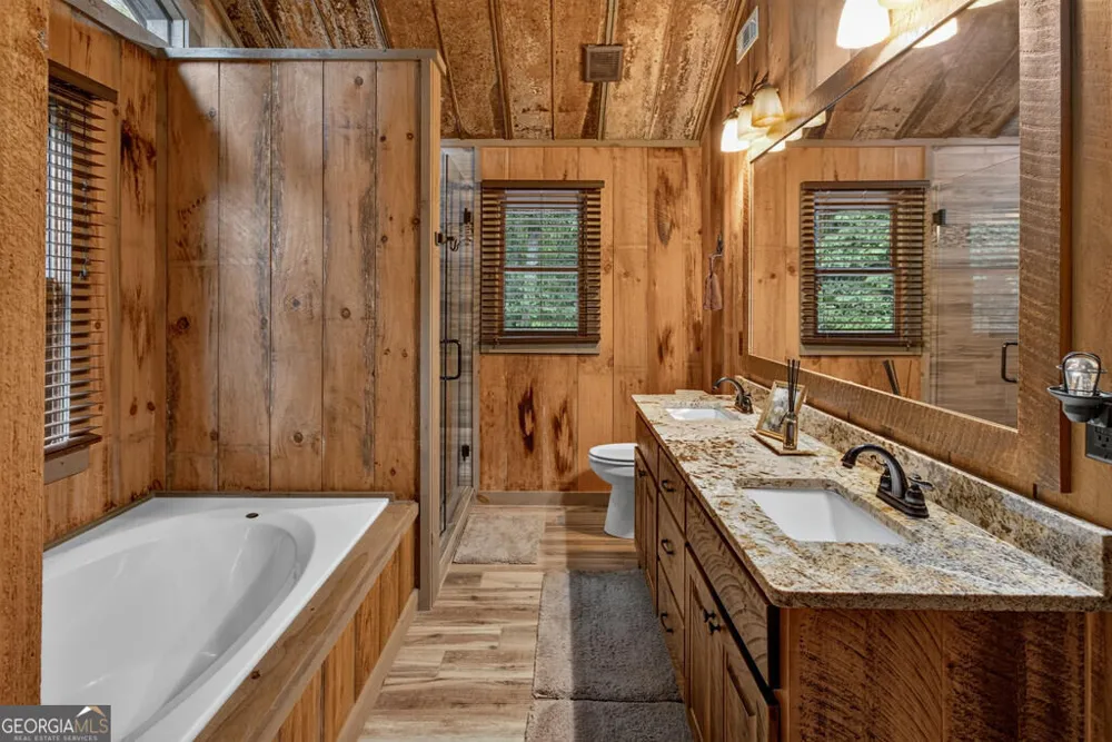 50 Broken Arrow PATH Blue Ridge, GA 30513