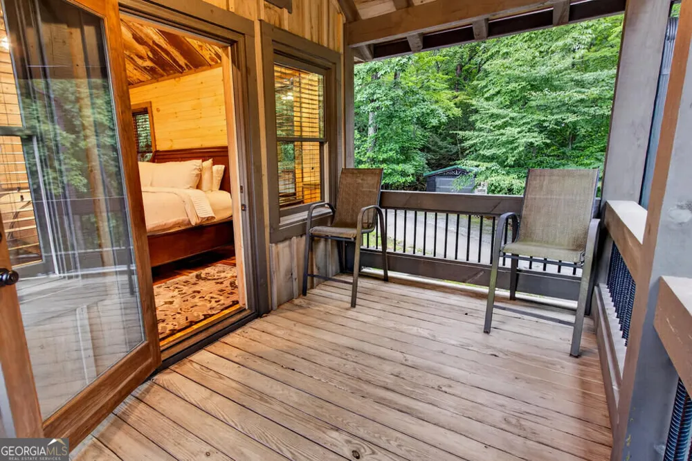 50 Broken Arrow PATH Blue Ridge, GA 30513