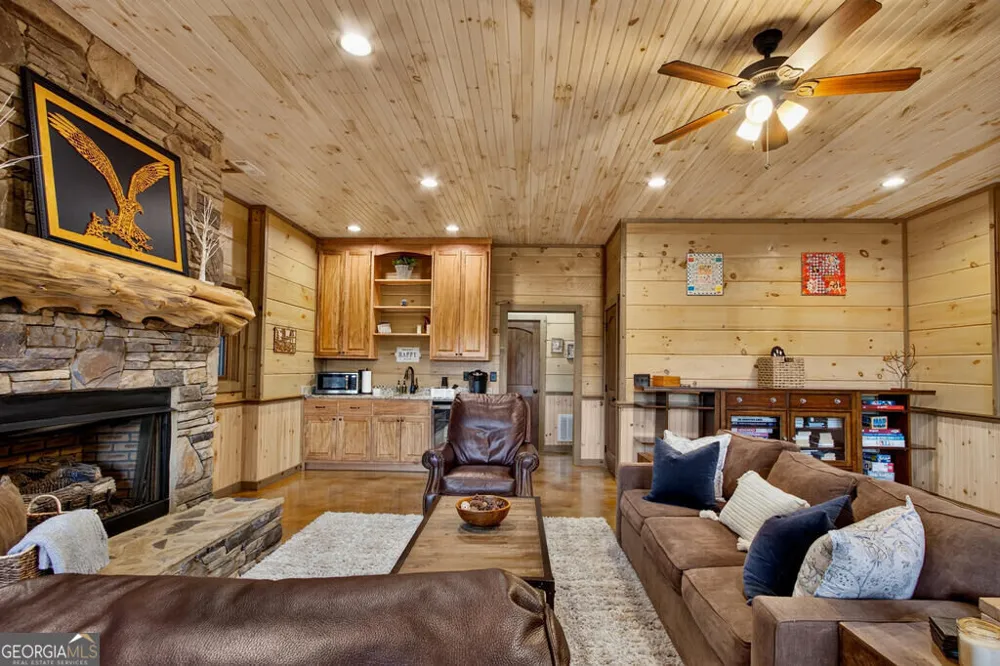 50 Broken Arrow PATH Blue Ridge, GA 30513